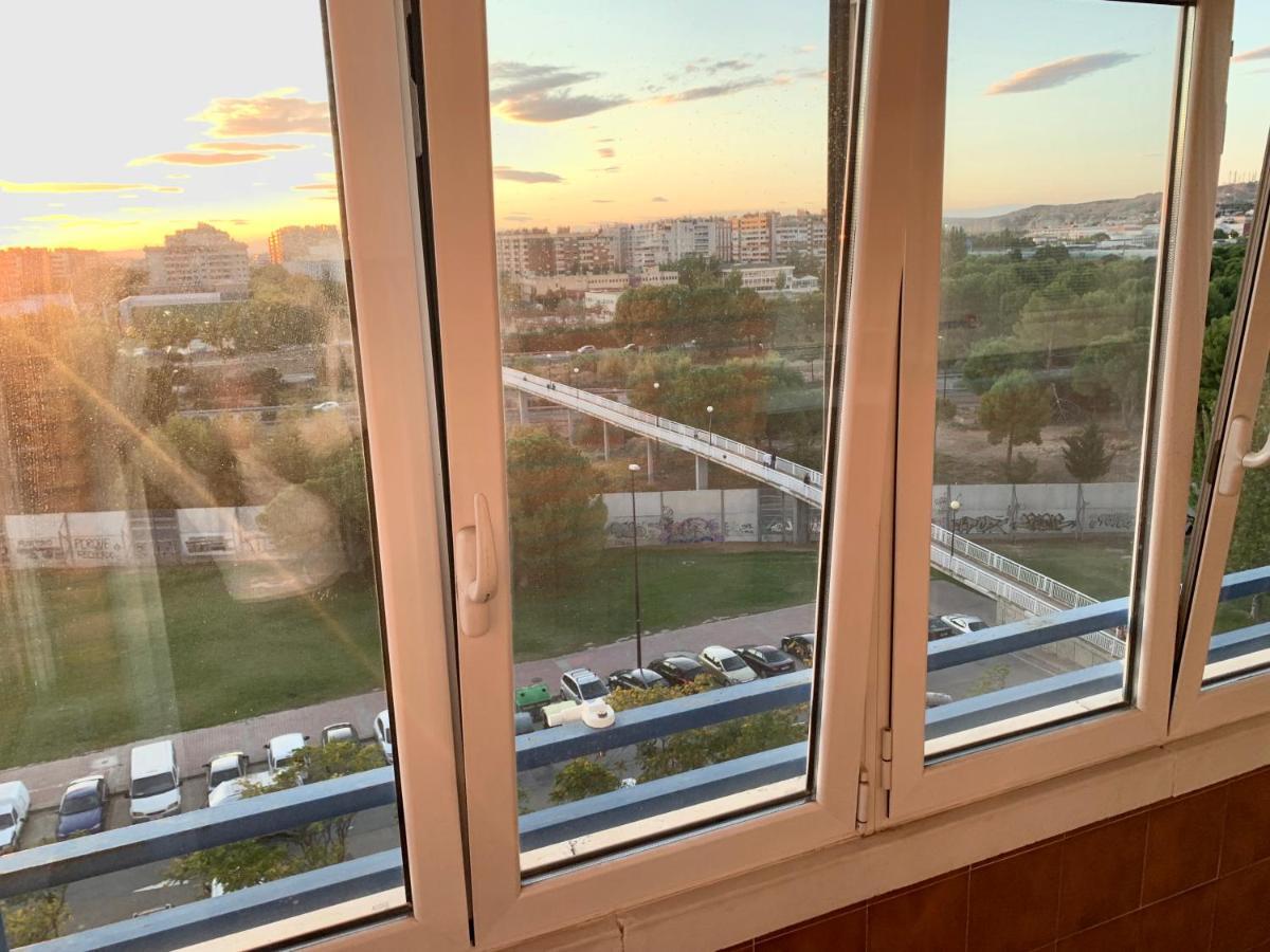 Apto Alma Parking Y Piscina Gratis Saragozza Esterno foto